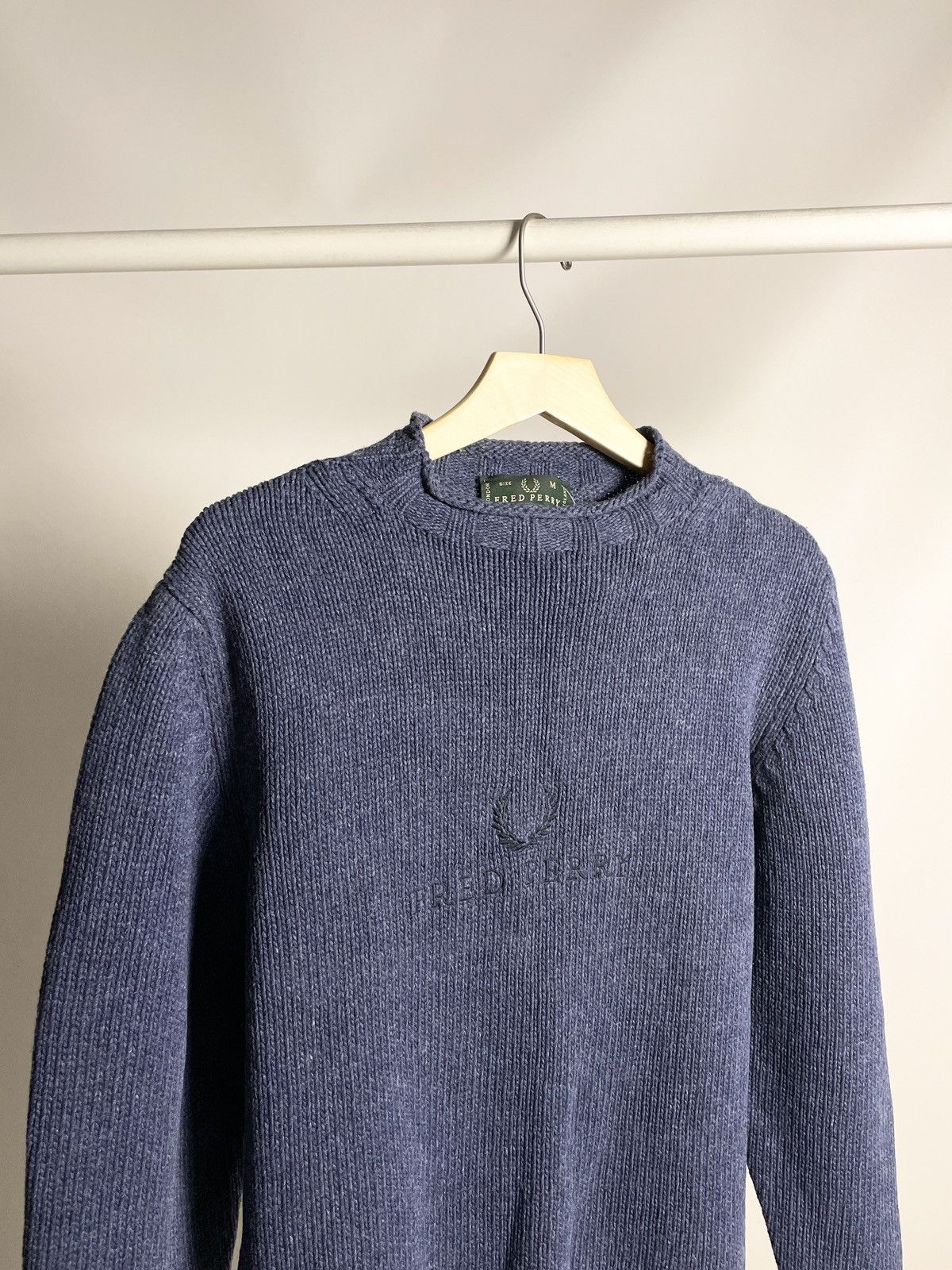 Fred Perry × Lonsdale × Vintage VINTAGE 🦕 Fred Perry Centre Logo London Knitted Sweater Size US M / EU 48-50 / 2 - 2 Thumbnail