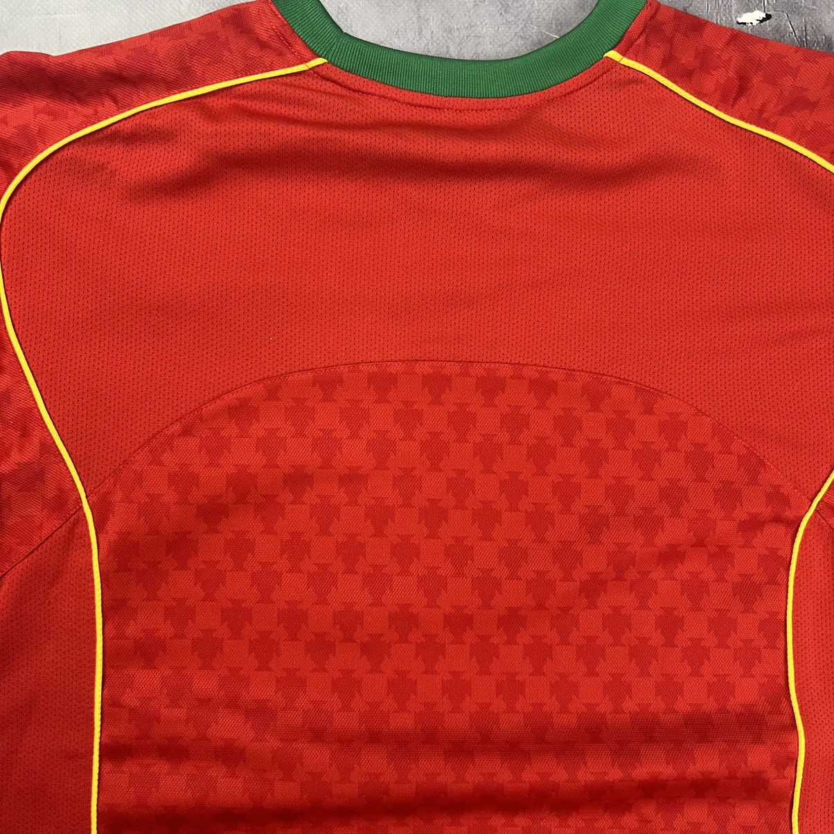 Nike Rare! Portugal Nike Vintage Soccer Jersey Shirt 00s Size US L / EU 52-54 / 3 - 16 Thumbnail