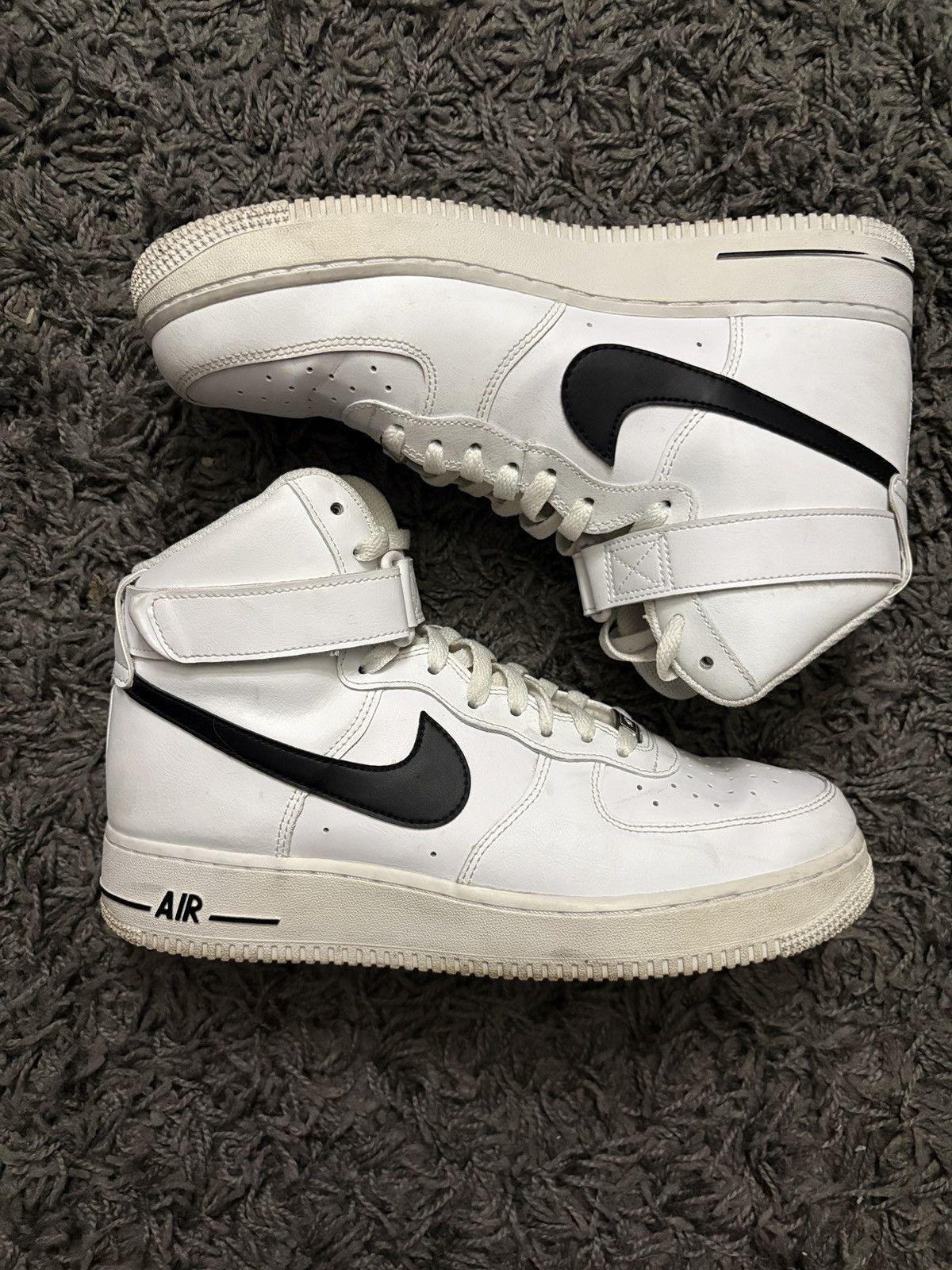 Nike Nike Air Force 1 High (White/Black) Size US 10 / EU 43 - 3 Thumbnail