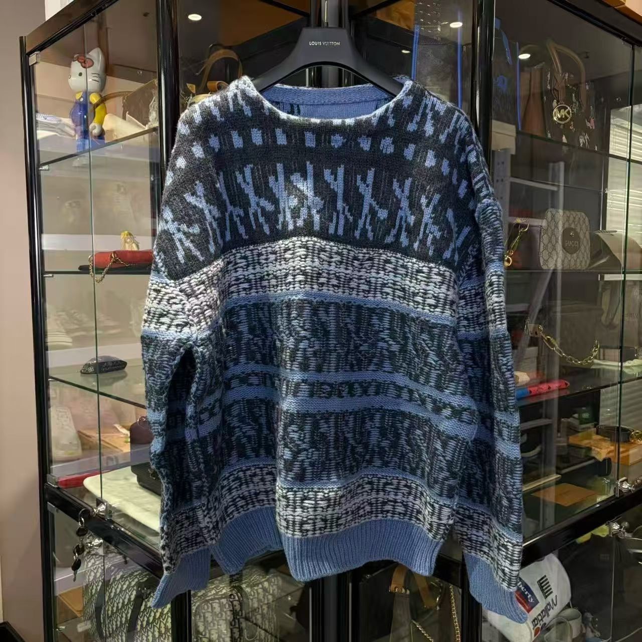 Givenchy Givenchy Wool Graphic Blue Sweater m Men Size US M / EU 48-50 / 2 - 1 Thumbnail