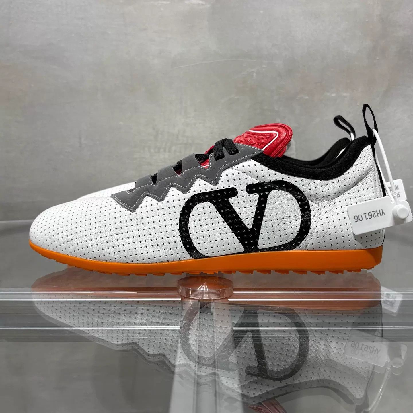 Valentino Valentino Chromatho Black/White/Red Sneakers 38 New Size US 7.5 / IT 37.5 - 3 Thumbnail
