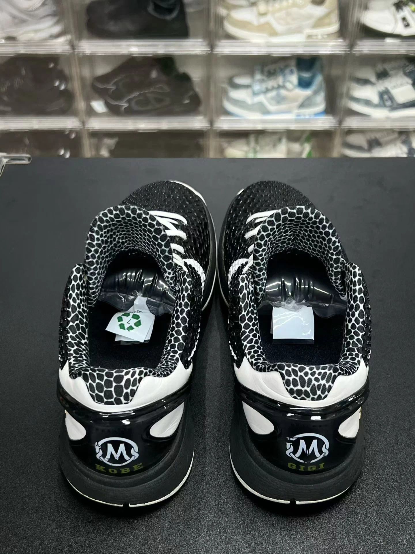 Nike Nike ZK6 Gigi Kobe Black/White 42.5 Size US 9.5 / EU 42-43 - 7 Thumbnail