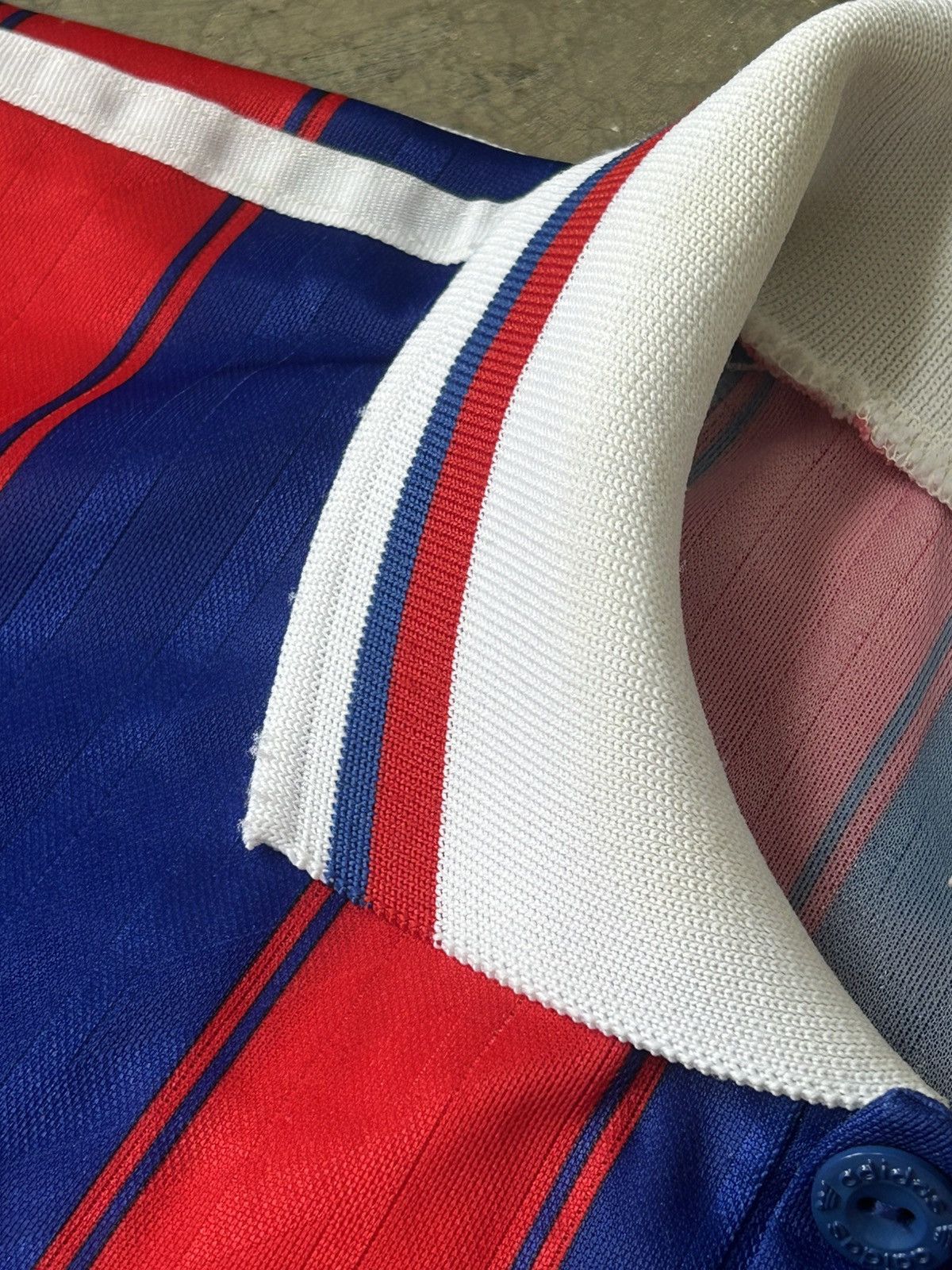 Adidas Adidas Bayern München Opel Vintage Soccer Jersey 1995/96 Size US L / EU 52-54 / 3 - 15 Thumbnail
