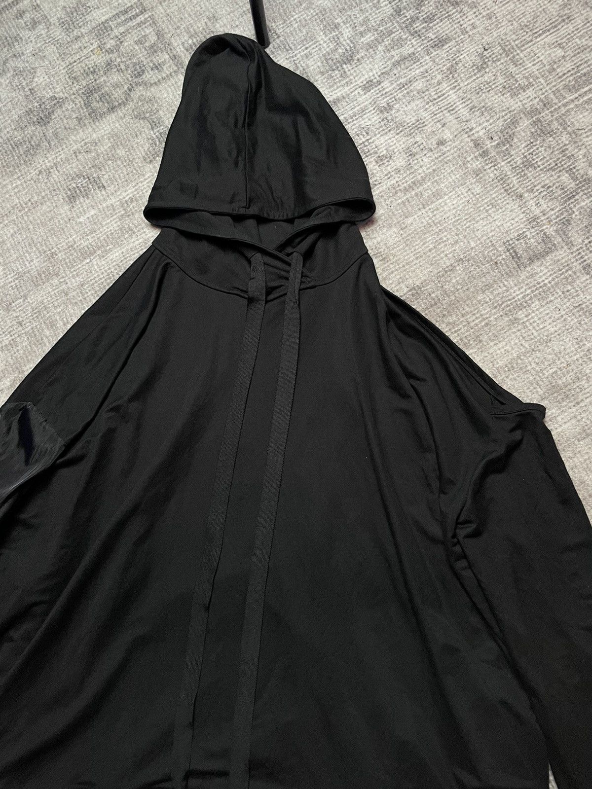 Ann Demeulemeester Ann Demeulemeester Black Tony Cold Shoulder Hoodie Size US M / EU 48-50 / 2 - 4 Thumbnail