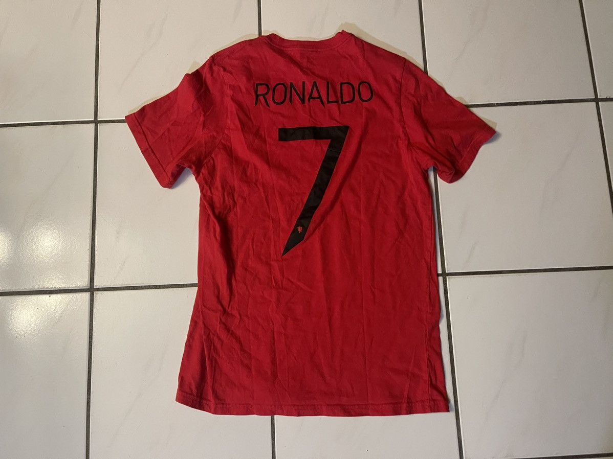 Adidas Adidas Cristiano Ronaldo #7 Manchester United Medium Shirt Size US M / EU 48-50 / 2 - 6 Thumbnail