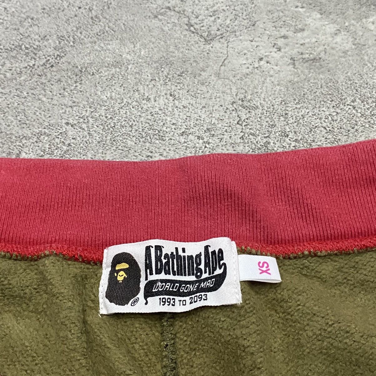 Bape Bape Shark Jogger Camo Size 24" / US 00 / IT 34 - 2 Thumbnail
