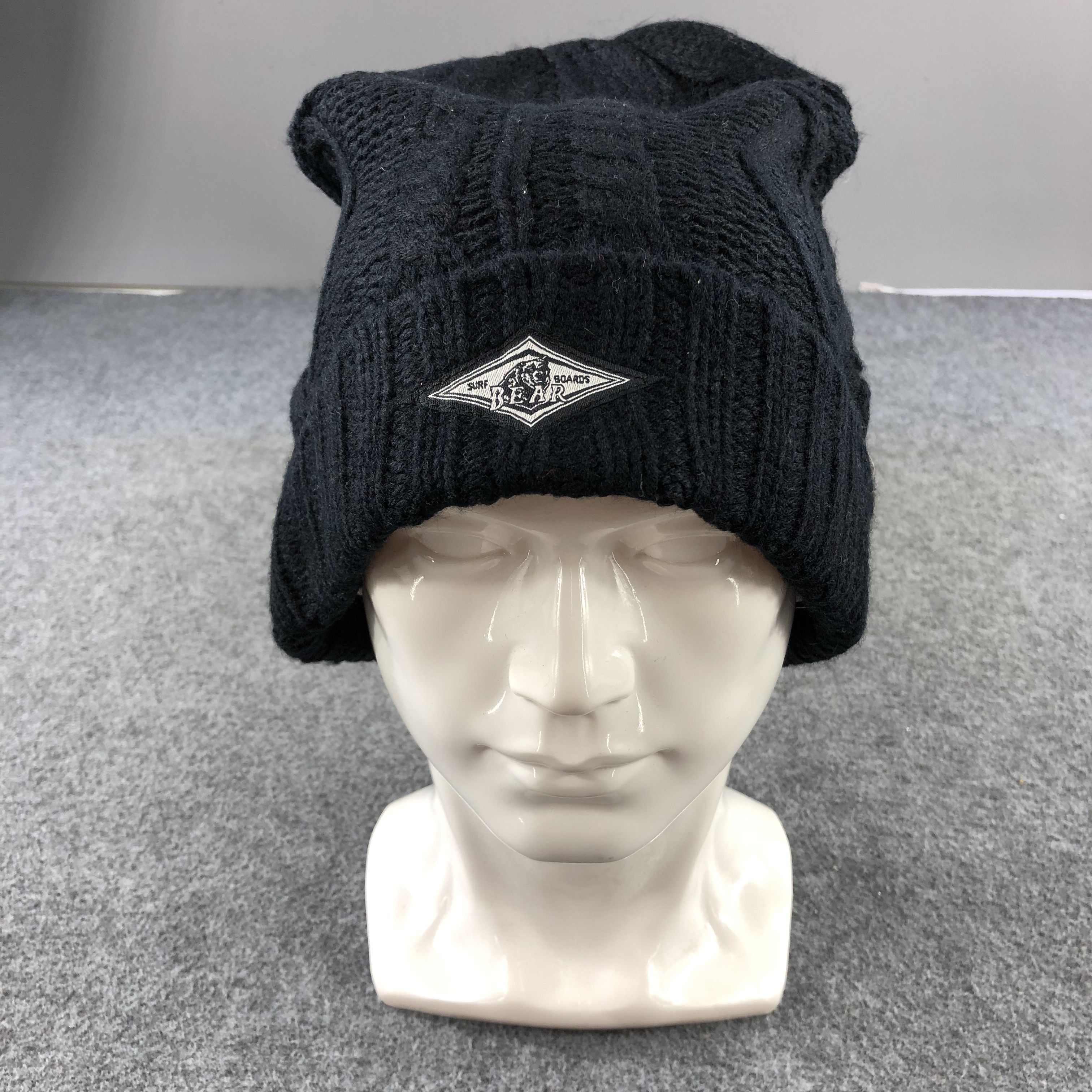 Vintage Bear Cable Knit Beanie Snowcap Snow Hat B481 Size ONE SIZE - 1 Thumbnail