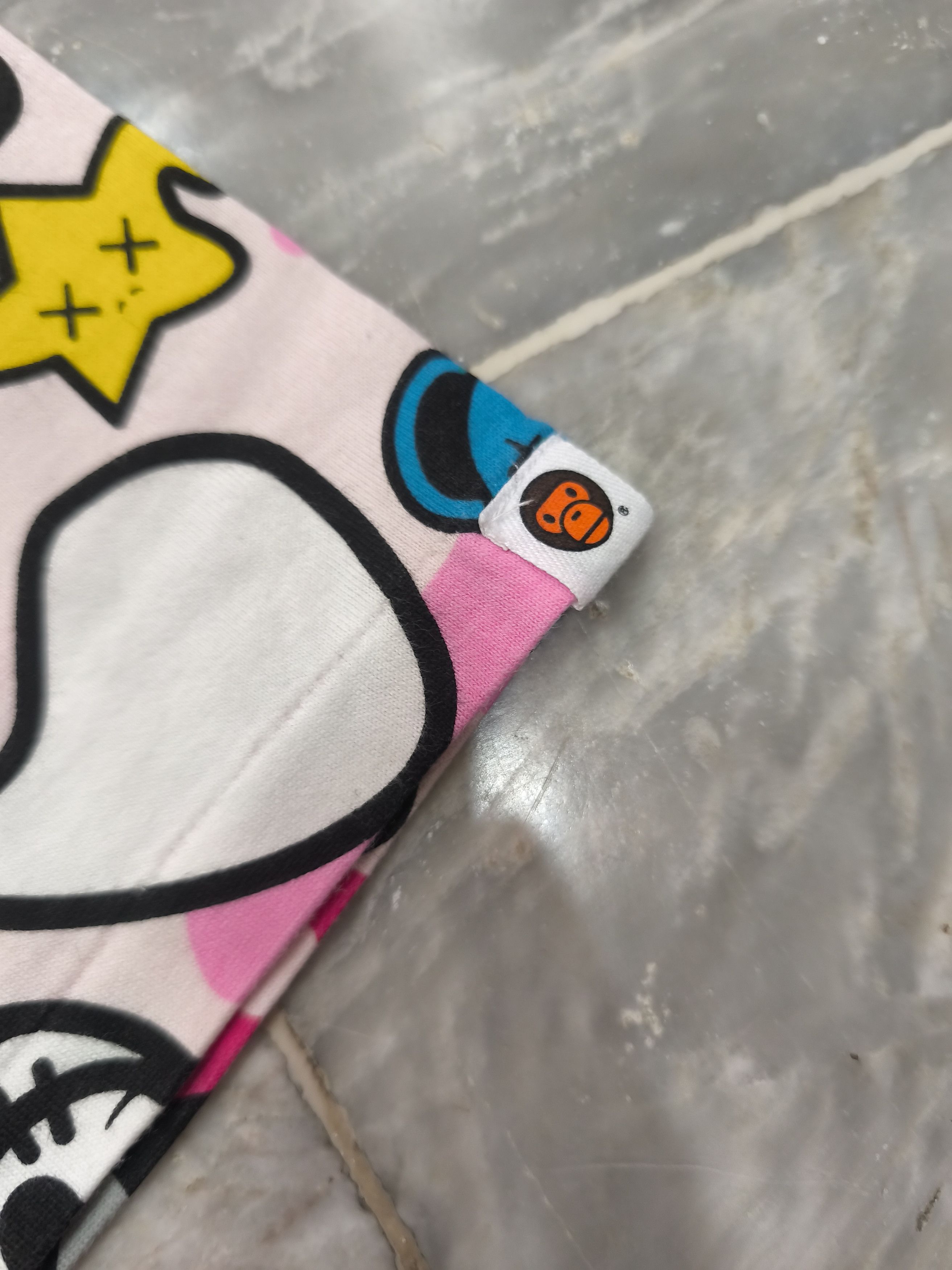 Bape × Kaws RARE OG BAPE BABY MILO x KAWS SAFARI TEE Size US S / EU 44-46 / 1 - 4 Thumbnail