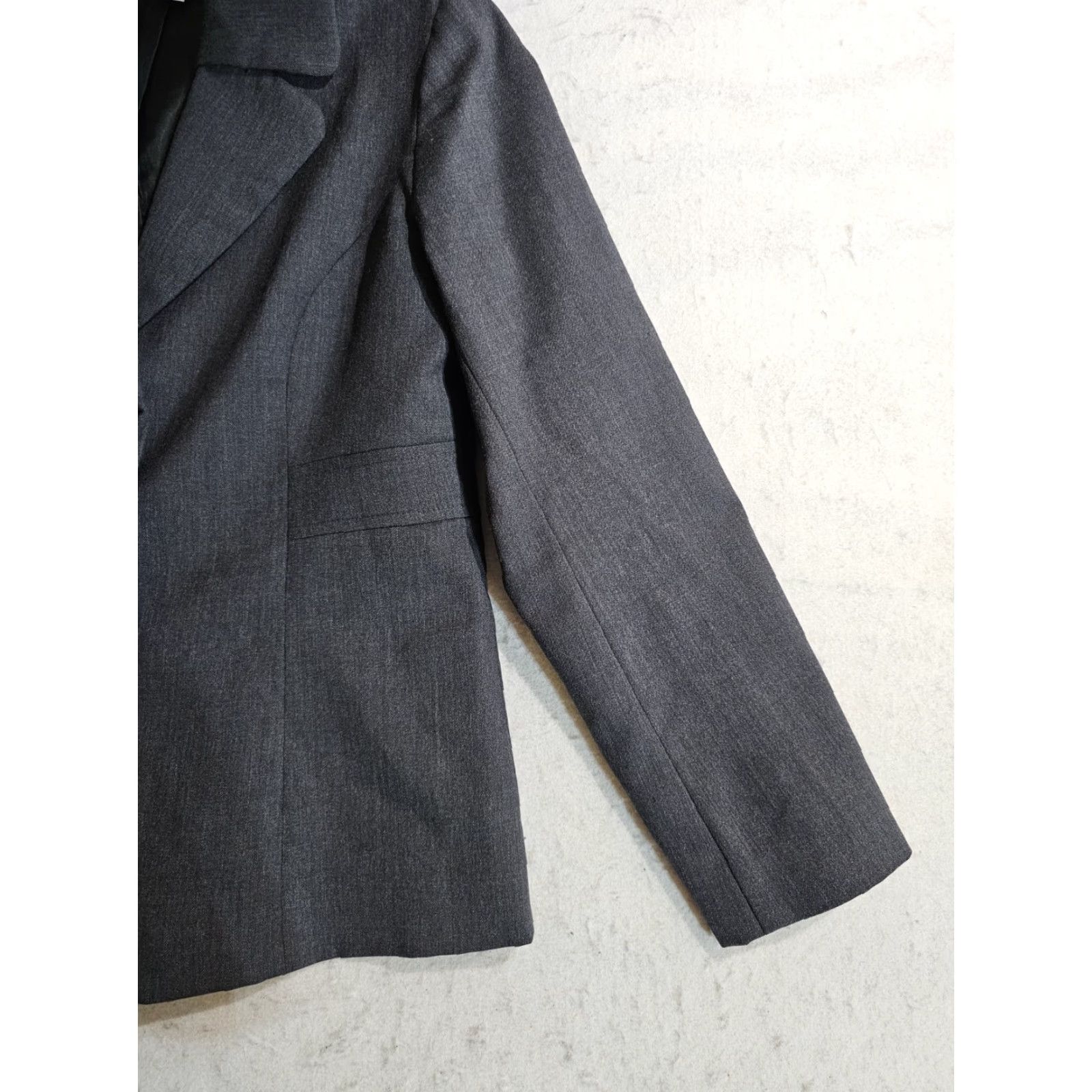 Pendleton VINTAGE Pendleton Petite Virgin Wool Blazer Suit Jacket Women's Size 8 Gray 3 Button Blazer Mildly Used Size M / US 6-8 / IT 42-44 - 6 Thumbnail