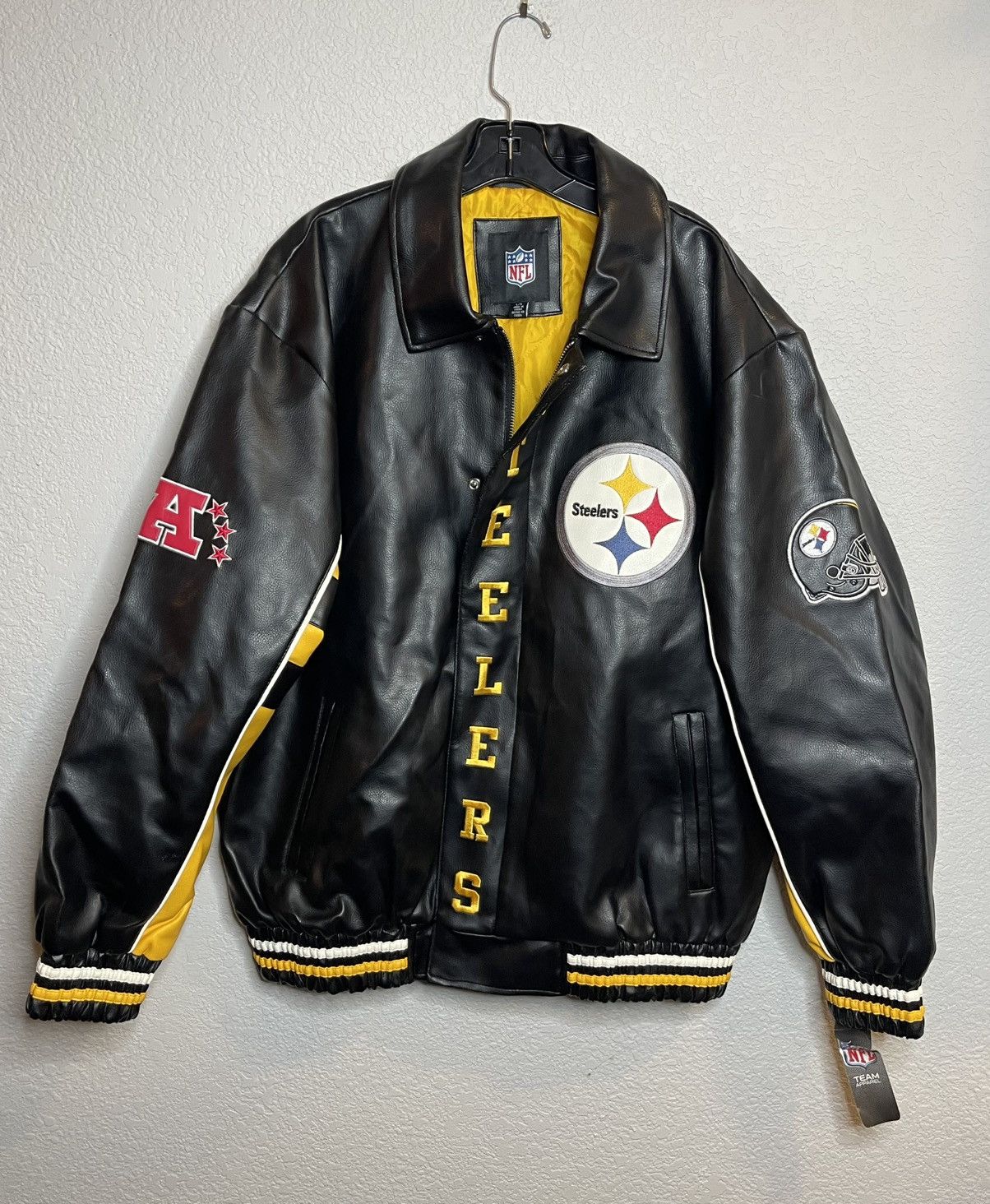 G-III Pittsburgh Steelers NFL GIII Faux Leather Jacket NWT Sz Lg Size US L / EU 52-54 / 3 - 3 Thumbnail