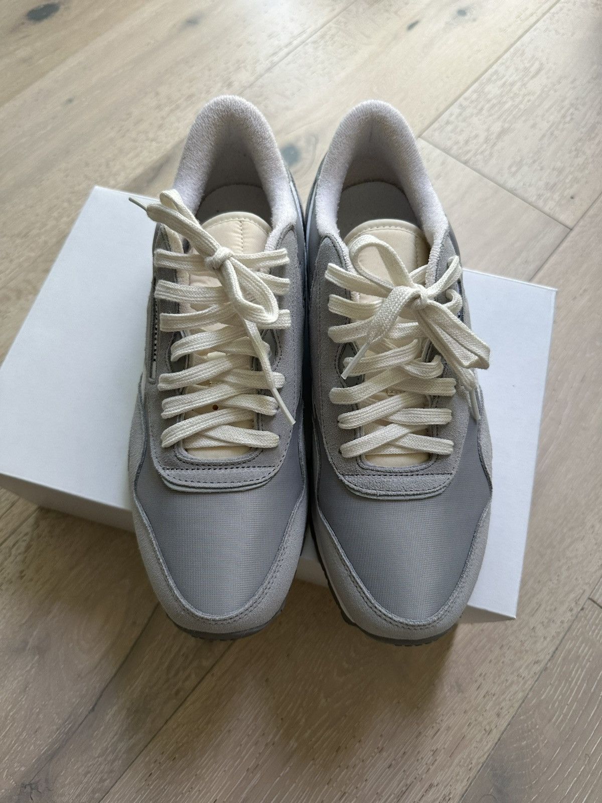 JJJJound Jjjjound Classic Nylon- Grey/White Size US 9.5 / EU 42-43 - 2 Thumbnail