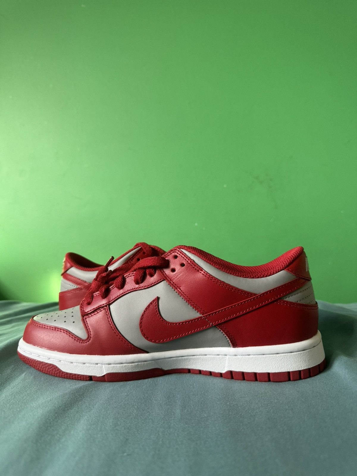 Nike Nike Dunk Low UNLV 2021 Size US 7 / EU 40 - 2 Thumbnail