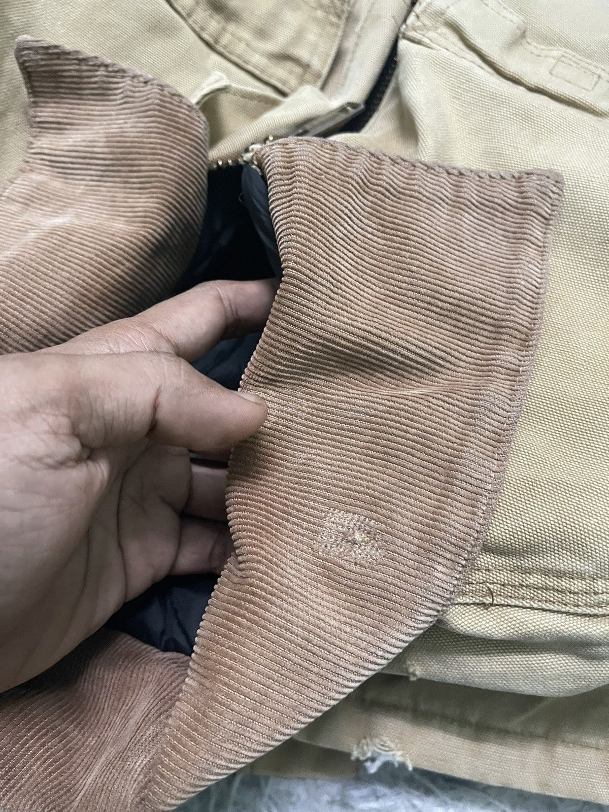 Carhartt VINTAGE CARHARTT KHAKI NICELY FADED QUILTED LINEN RARE Size US L / EU 52-54 / 3 - 20 Thumbnail