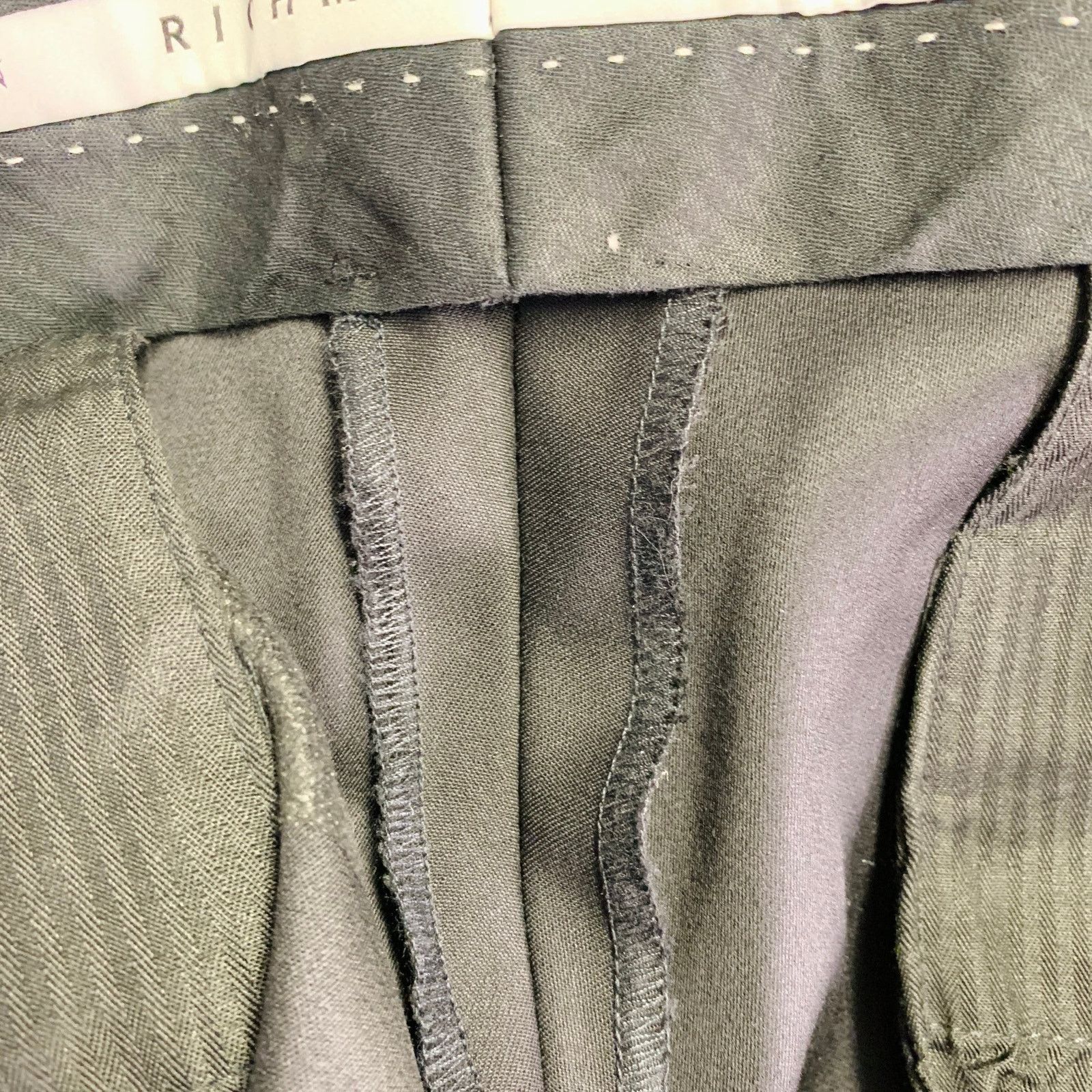 John Richmond JOHN RICHMOND Size 34 Black Wool Flat Front Dress Pants Size US 34 / EU 50 - 7 Thumbnail