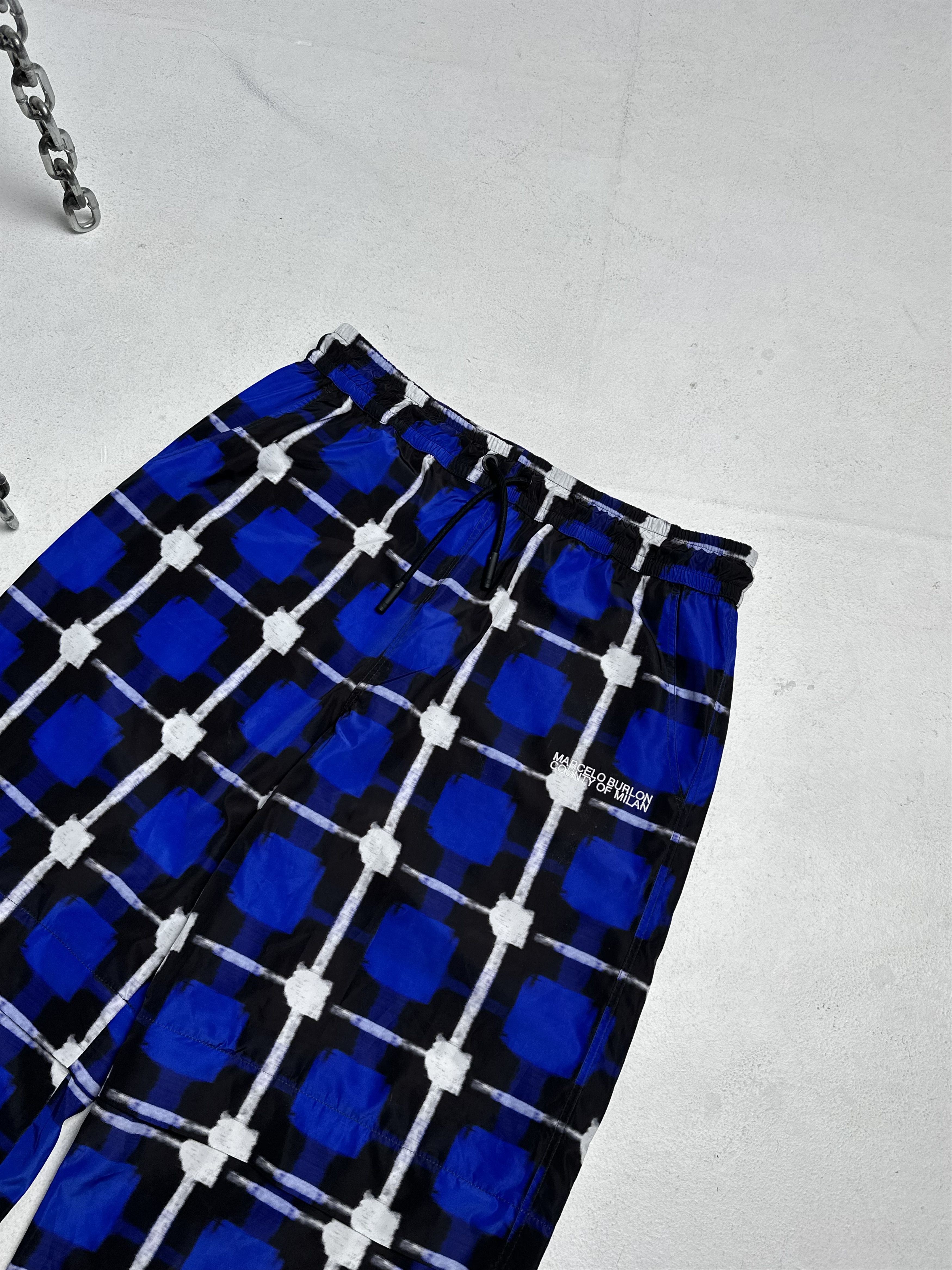 Marcelo Burlon Marcelo Burlon country of milan pants nylon tranformer Size US 34 / EU 50 - 4 Thumbnail