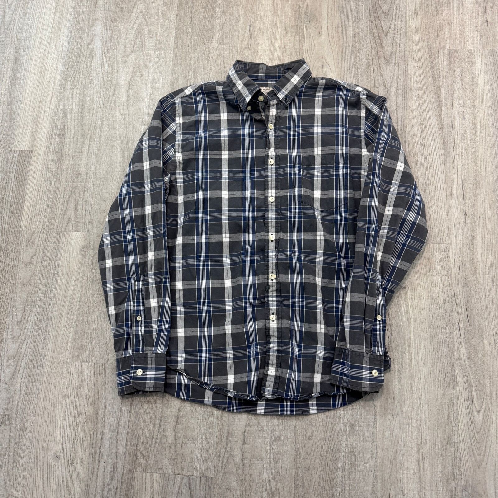 J.Crew J Crew Shirt Men Medium Blue Gray Plaid Check Quality Woven Size US M / EU 48-50 / 2 - 1 Thumbnail
