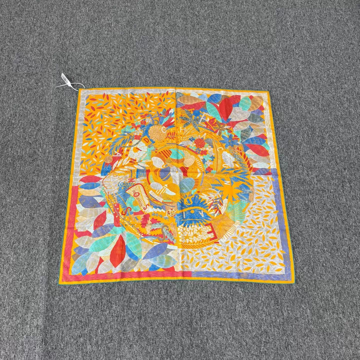 Hermes Hermes Golden Autumn Scarf 99 New 90x90cm Size ONE SIZE - 1 Thumbnail