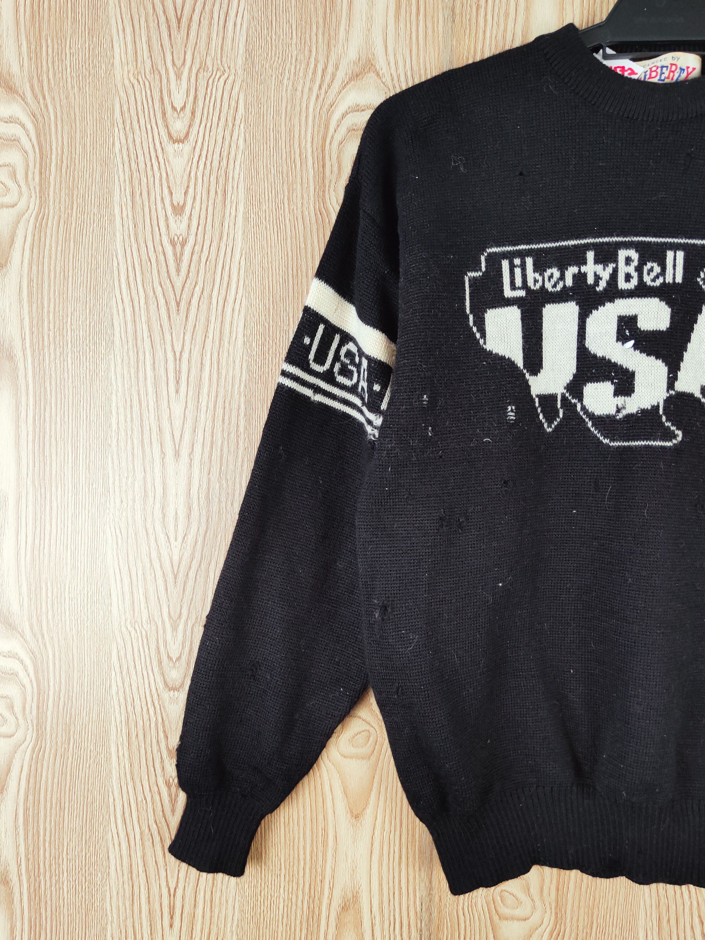 Vintage Liberty Bell vintage ripped Black Knitwear Sweatshirts #W472 Size US S / EU 44-46 / 1 - 9 Thumbnail