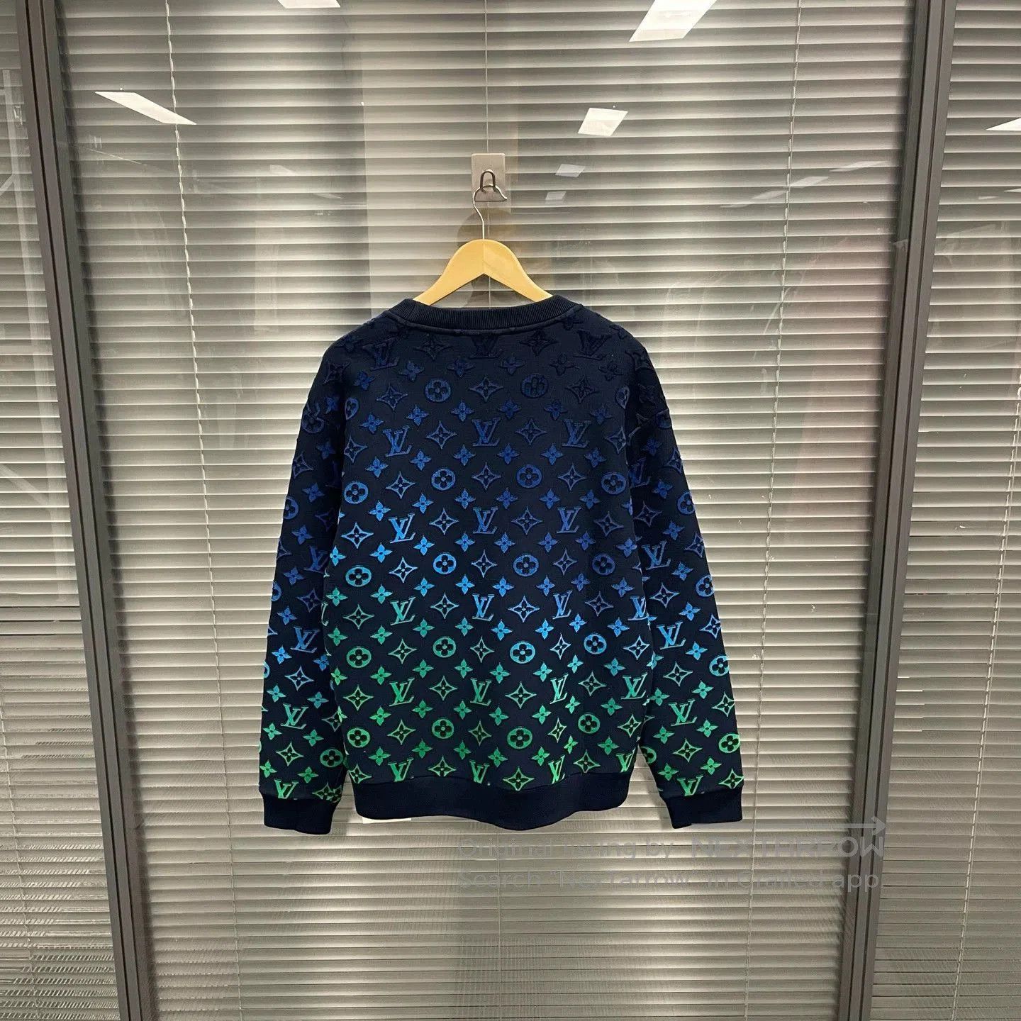 Louis Vuitton Black XL Long Sleeve Patterned Sweatshirt. Size US XL / EU 56 / 4 - 2 Thumbnail