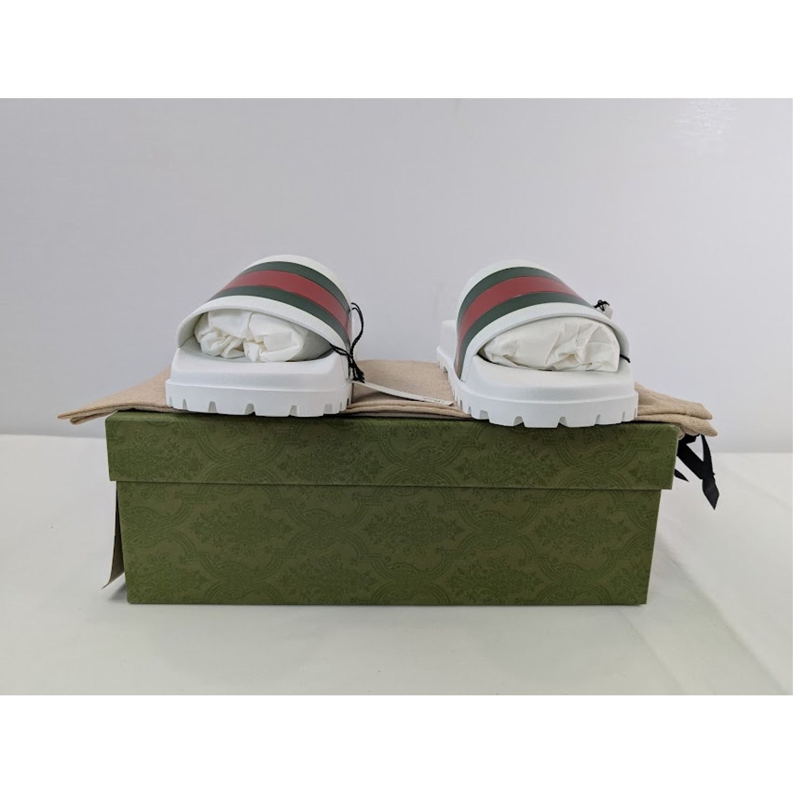 Gucci o1rshd1 13 Gucci-13.5 US / Web Slide Sandal in Great White Size US 14 / EU 47 - 19 Thumbnail