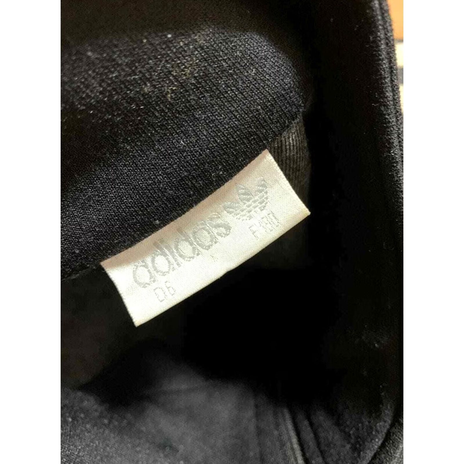 Adidas Adidas Originals 90's Vintage Tracksuit Top Jacket Rare Men Size M Black Jacket Track Size 40R - 7 Thumbnail