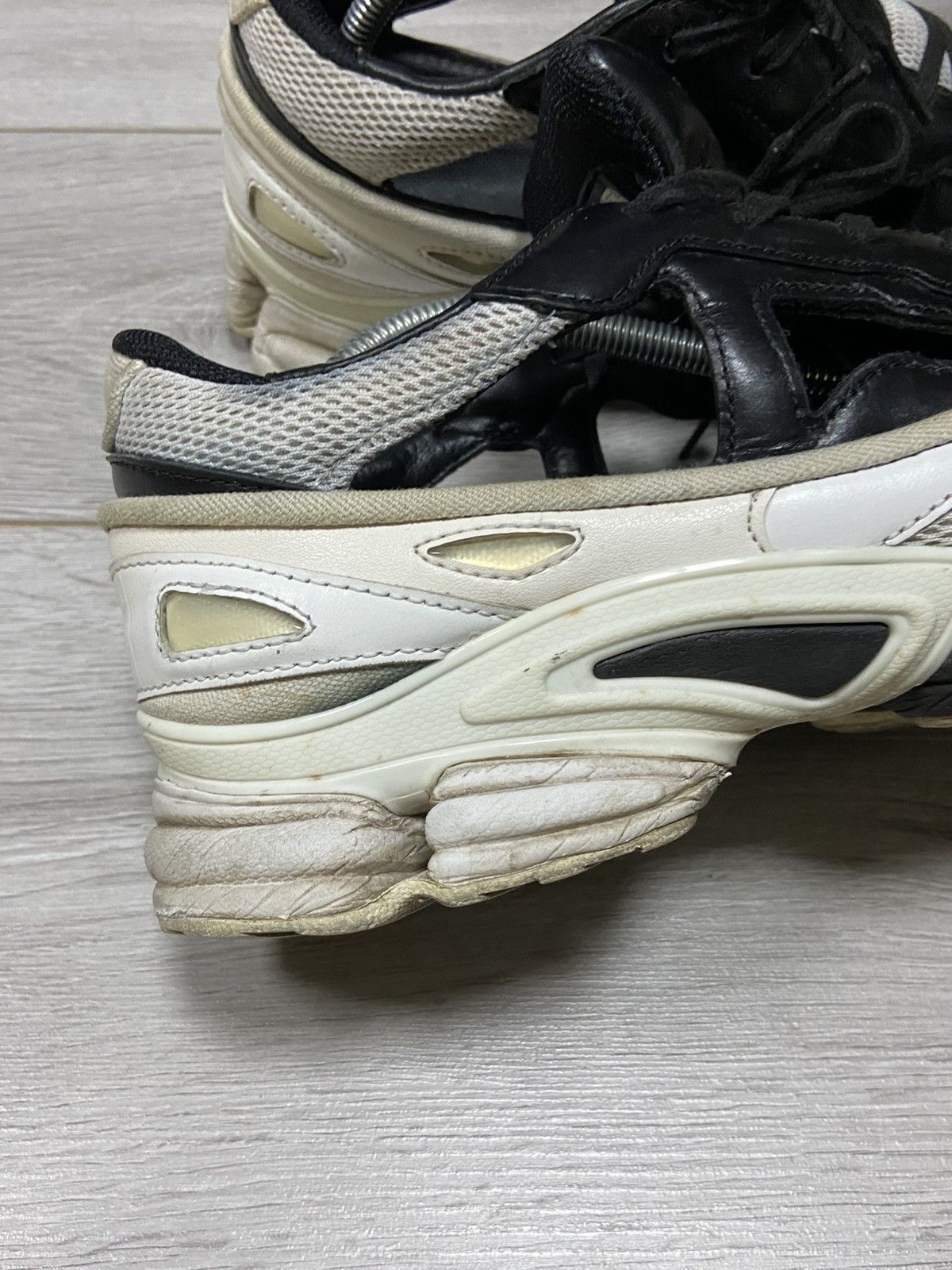 Adidas × Raf Simons Adidas Raf Simons Ozweego Replicant Black/Cream Size US 10 / EU 43 - 10 Thumbnail