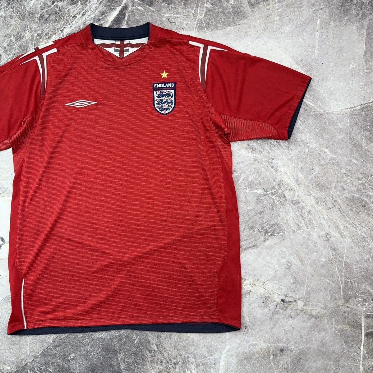 Umbro Umbro England Jersey 2004-06 Away Kit Soccer Football Shirt Size US L / EU 52-54 / 3 - 6 Thumbnail
