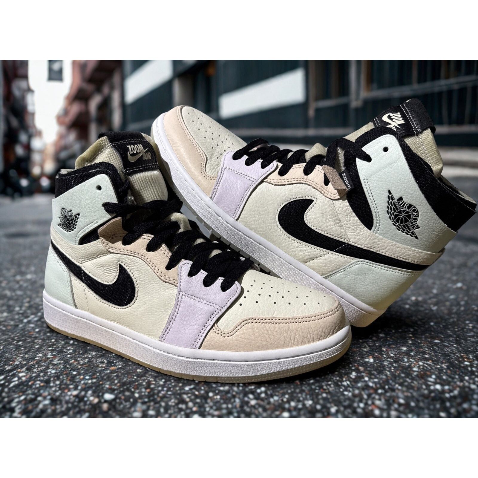 Nike Nike Air Jordan 1 High Zoom Comfort Easter 2021 Women’s 7 Size US 7 / IT 37 - 1 Thumbnail