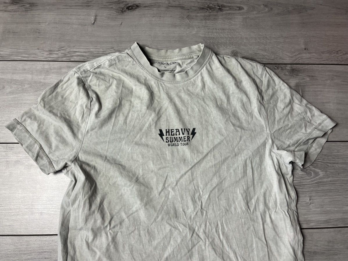 Band Tees Heavy Summer World tour Tshirt size Large Size US L / EU 52-54 / 3 - 3 Thumbnail