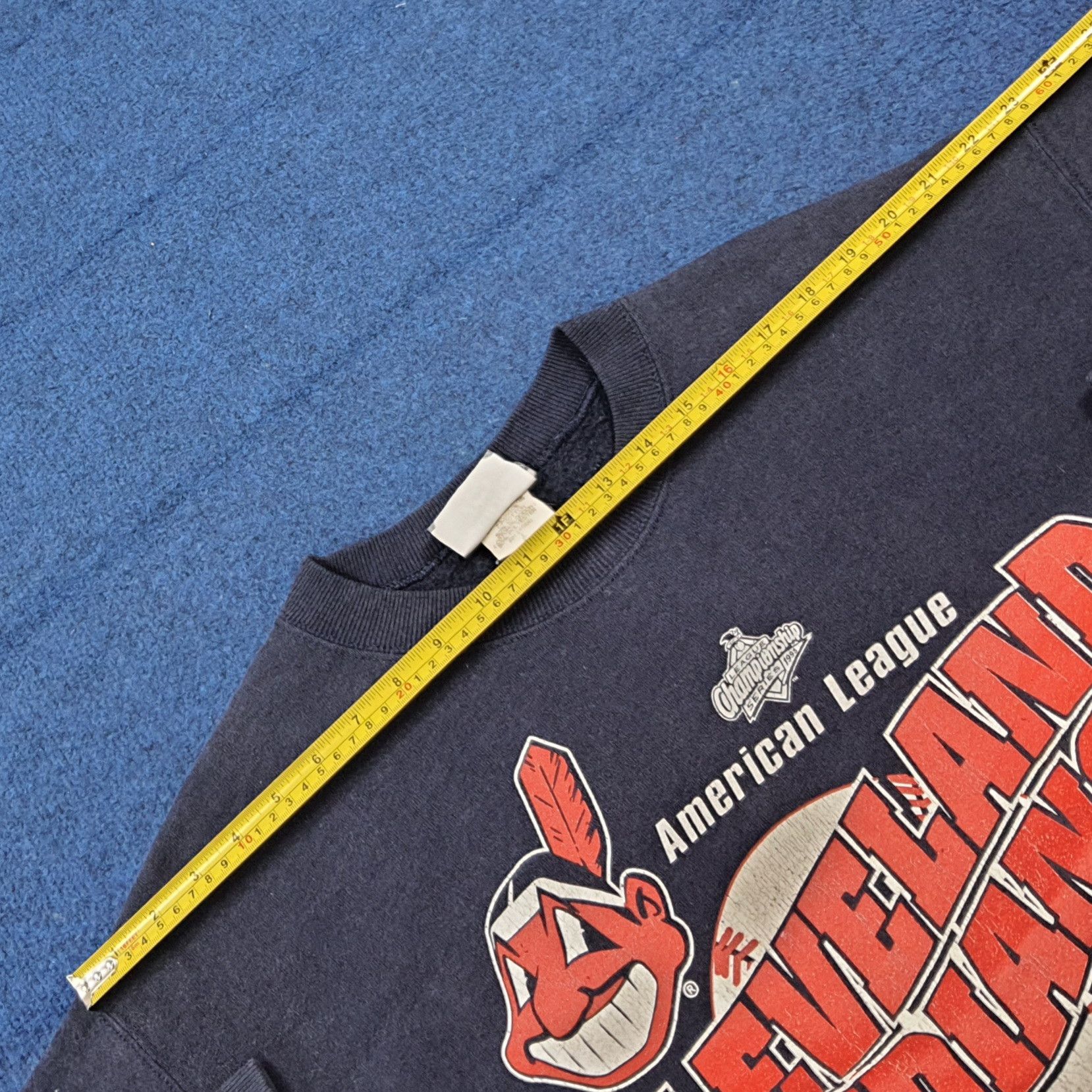 Lee Vintage 90s Cleveland Indians World Sweatshirt C287N12 Size US L / EU 52-54 / 3 - 11 Thumbnail