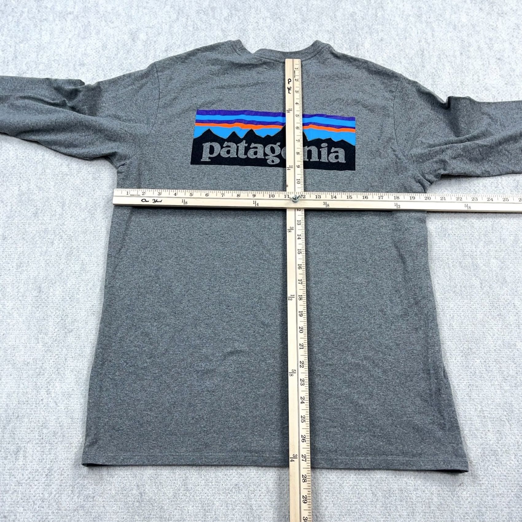 Patagonia Patagonia Shirt Men Medium Gray Regular Fit Tee Spellout Hiking Adult Heather Size US M / EU 48-50 / 2 - 6 Thumbnail