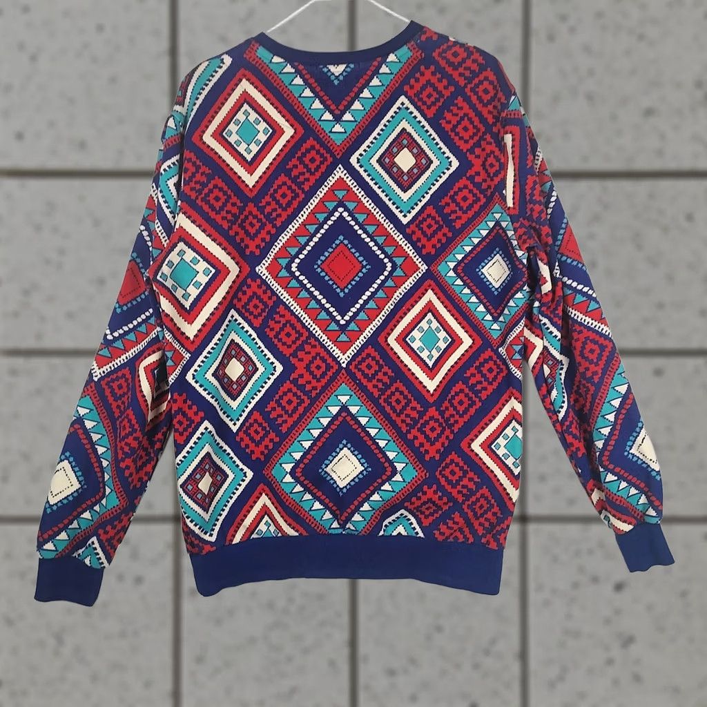 Forever 21 Forever 21 Sweatshirt Mens Medium Geometric Crewneck Pullover Multicolor Long Sleeve Crew Neck Sweatshirt Mens M Regular Fall Winter Spring Walking Size US M / EU 48-50 / 2 - 1 Thumbnail