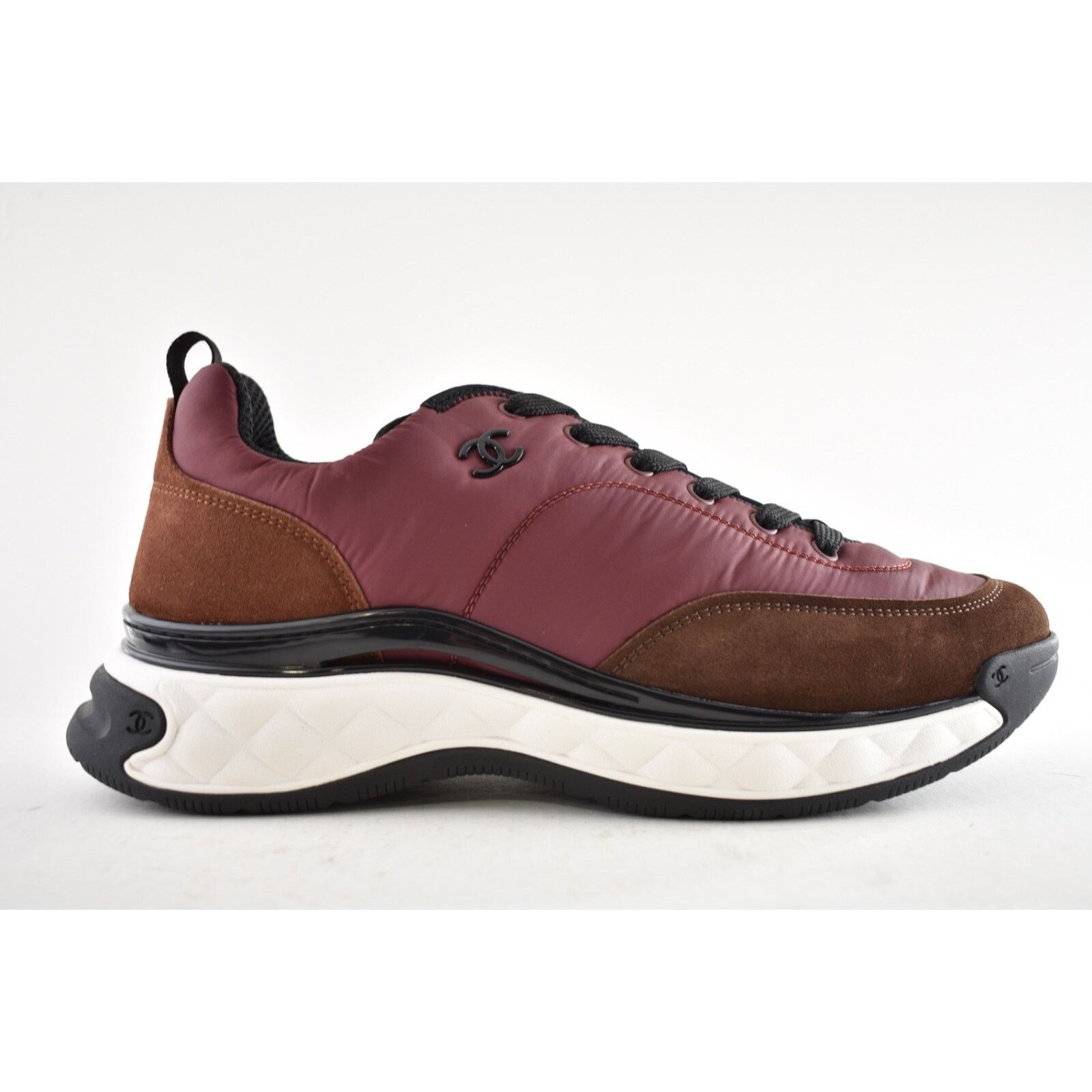 Chanel Chanel 21A Mens CC Logo Low Top Trainer Sneaker 44 11 Size US 11 / EU 44 - 2 Thumbnail