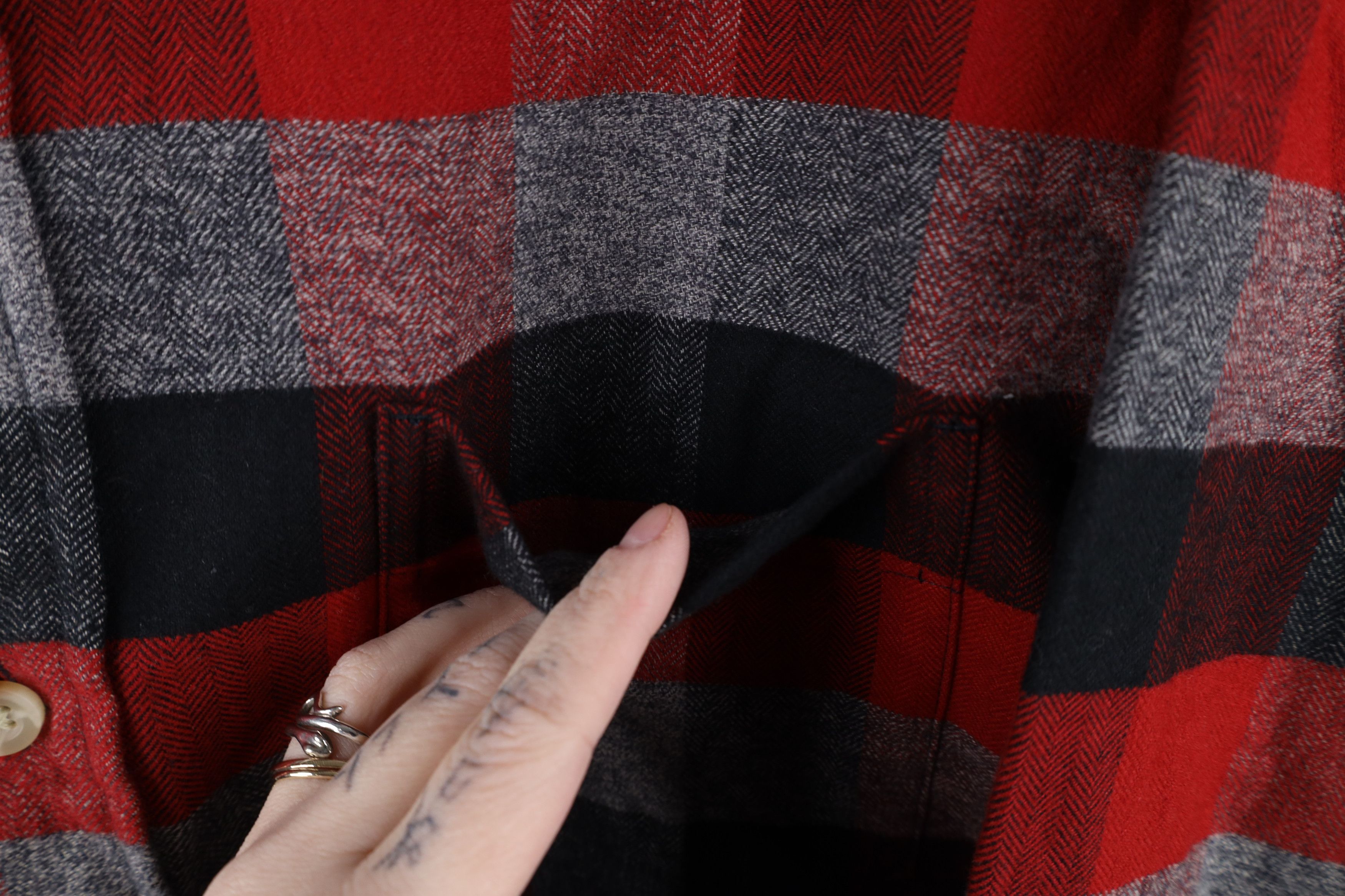 Vintage Vintage Y2K Streetwear Collared Button Down Shirt Plaid Size US XL / EU 56 / 4 - 5 Thumbnail