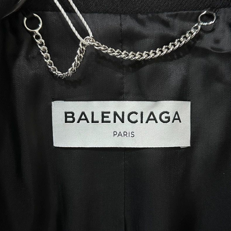 Balenciaga Balenciaga size 36 Wool petal collar coat Size US XS / EU 42 / 0 - 4 Thumbnail