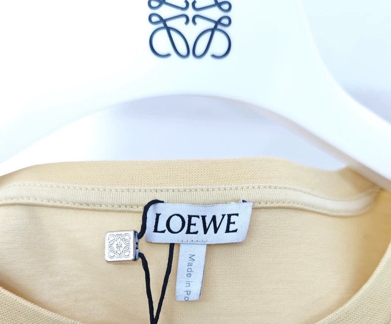 Loewe LOEWE Solid color short sleeve T-shirt with logo Size S / US 4 / IT 40 - 3 Thumbnail