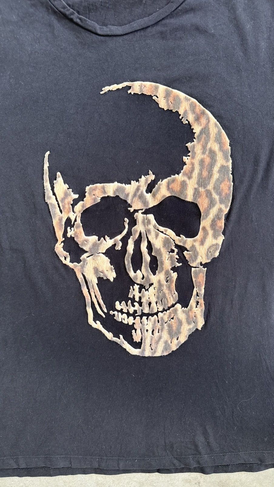 Zara ZARA LEOPARD SATIN SKULL TEE Size US M / EU 48-50 / 2 - 2 Thumbnail