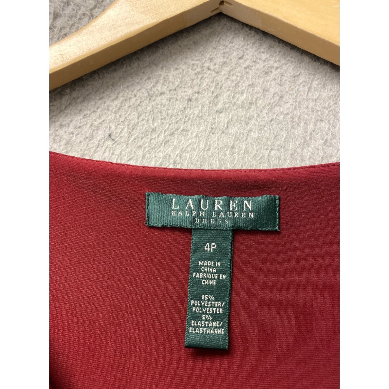 Ralph Lauren Ralph Lauren Dress 4P Stretch Wrap Top Ruched Waist Red Professional 158-14 Size S / US 4 / IT 40 - 2 Thumbnail
