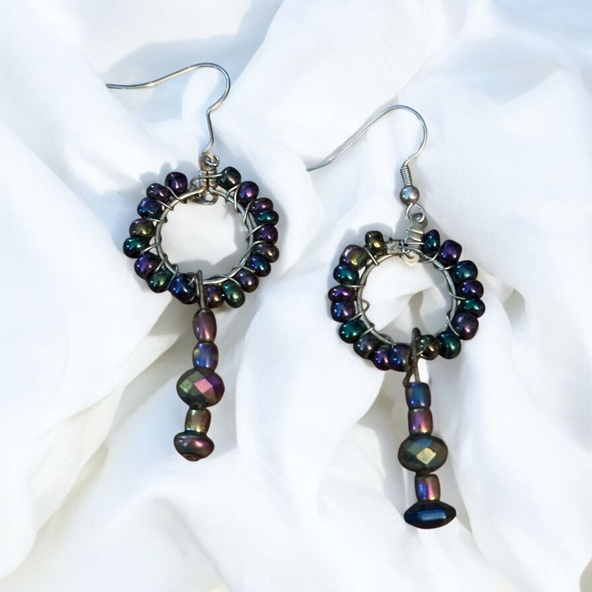 Other Iridescent Beaded Hoop Earrings Size ONE SIZE - 1 Thumbnail