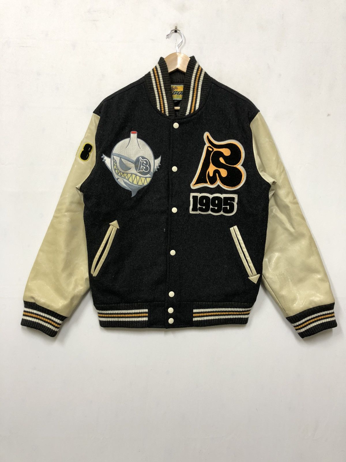 Japanese Brand × Vintage VARSITY JACKT B. O. N. G. 1995 Size US M / EU 48-50 / 2 - 1 Thumbnail