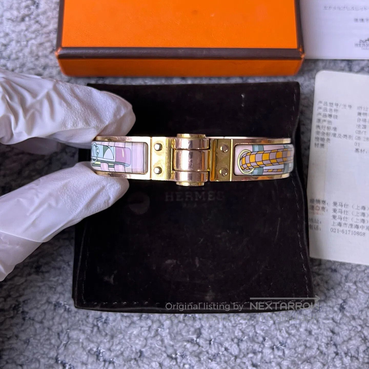 Hermes Hermes Design of an enamel metal bracelet plated with rose Size ONE SIZE - 3 Thumbnail