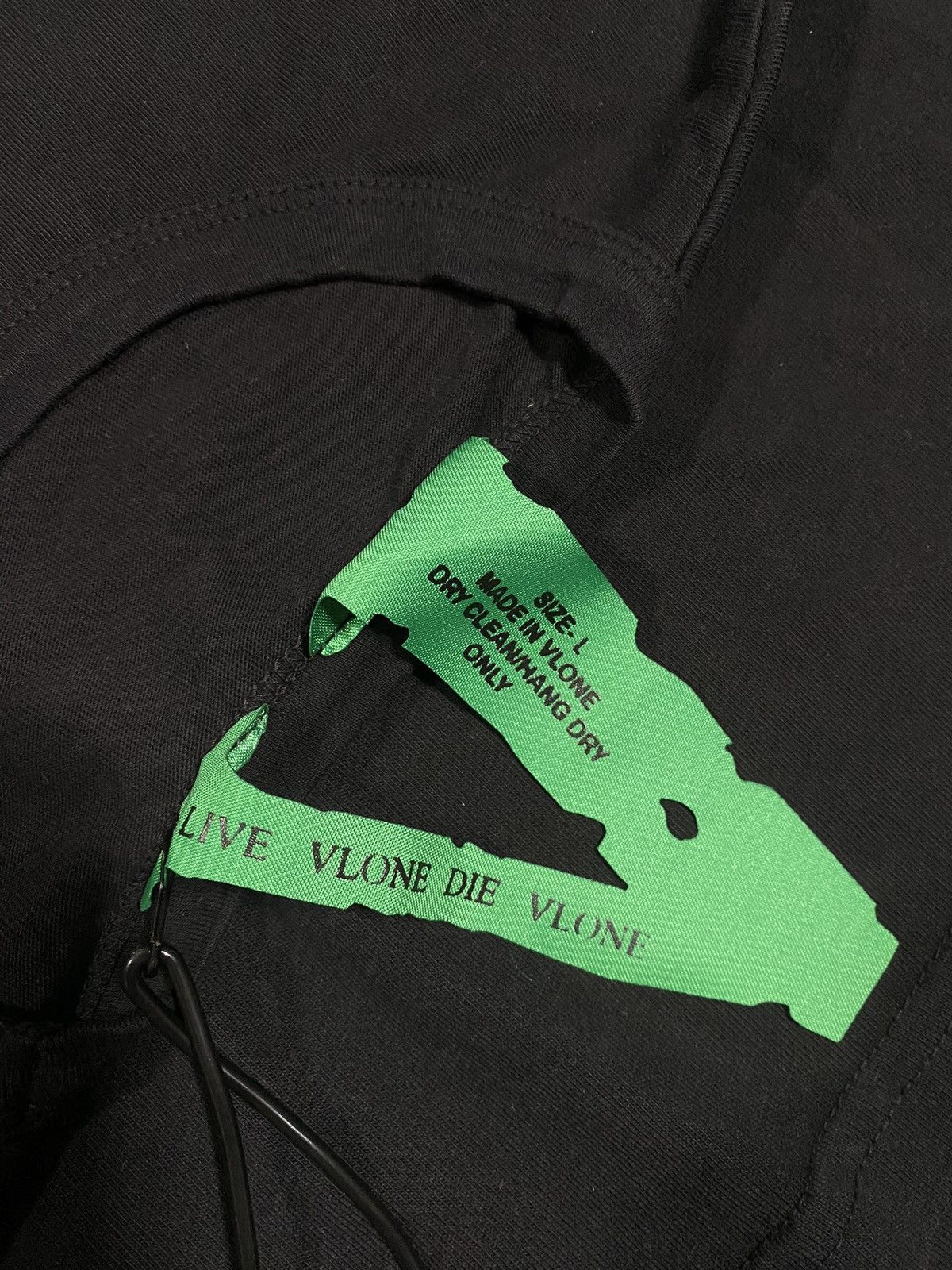 Vlone Vlone Farms Demon Fire GID Tee Size US L / EU 52-54 / 3 - 4 Thumbnail
