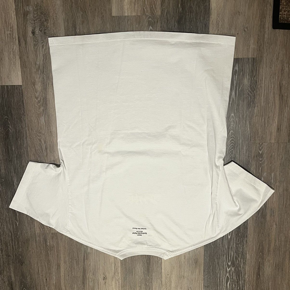 Supreme Supreme Japan Relief Box Logo Tee Rising sun bogo t shirt Size US XL / EU 56 / 4 - 23 Thumbnail