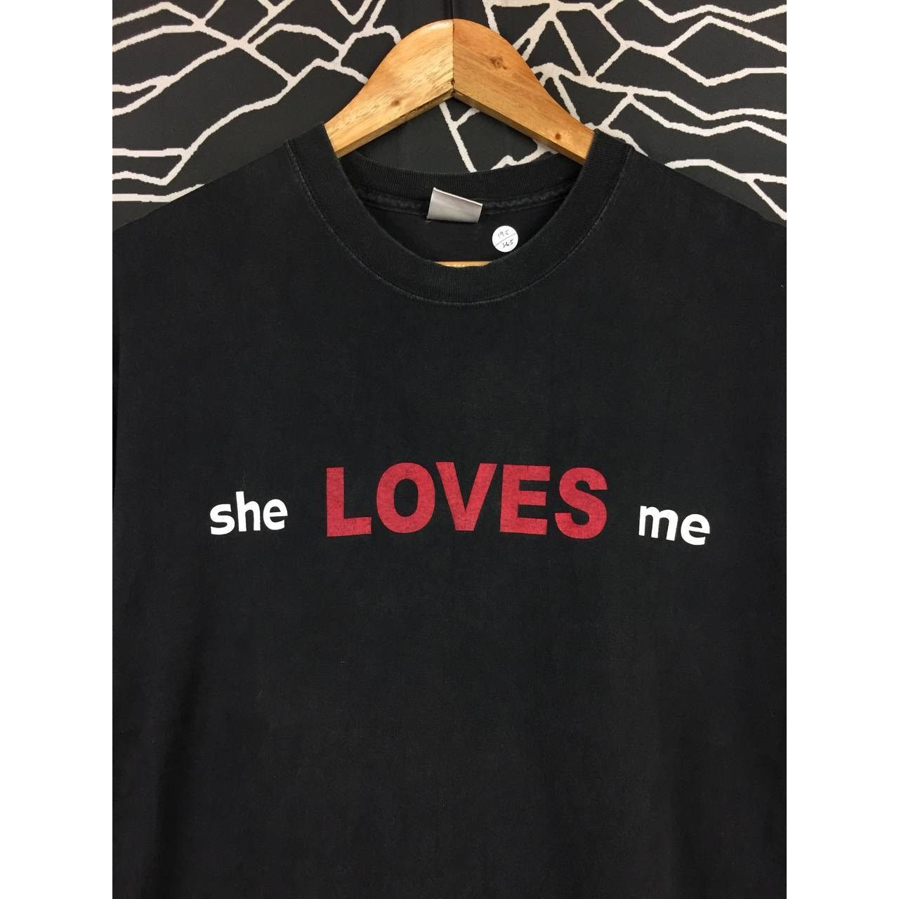 Japanese Brand × TMT TMT Japan She Loves Me Humor Sarcastic Tee Size US M / EU 48-50 / 2 - 3 Thumbnail