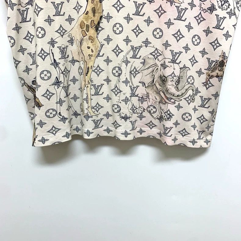 Louis Vuitton Louis Vuitton Zoo short sleeves Size US L / EU 52-54 / 3 - 4 Thumbnail