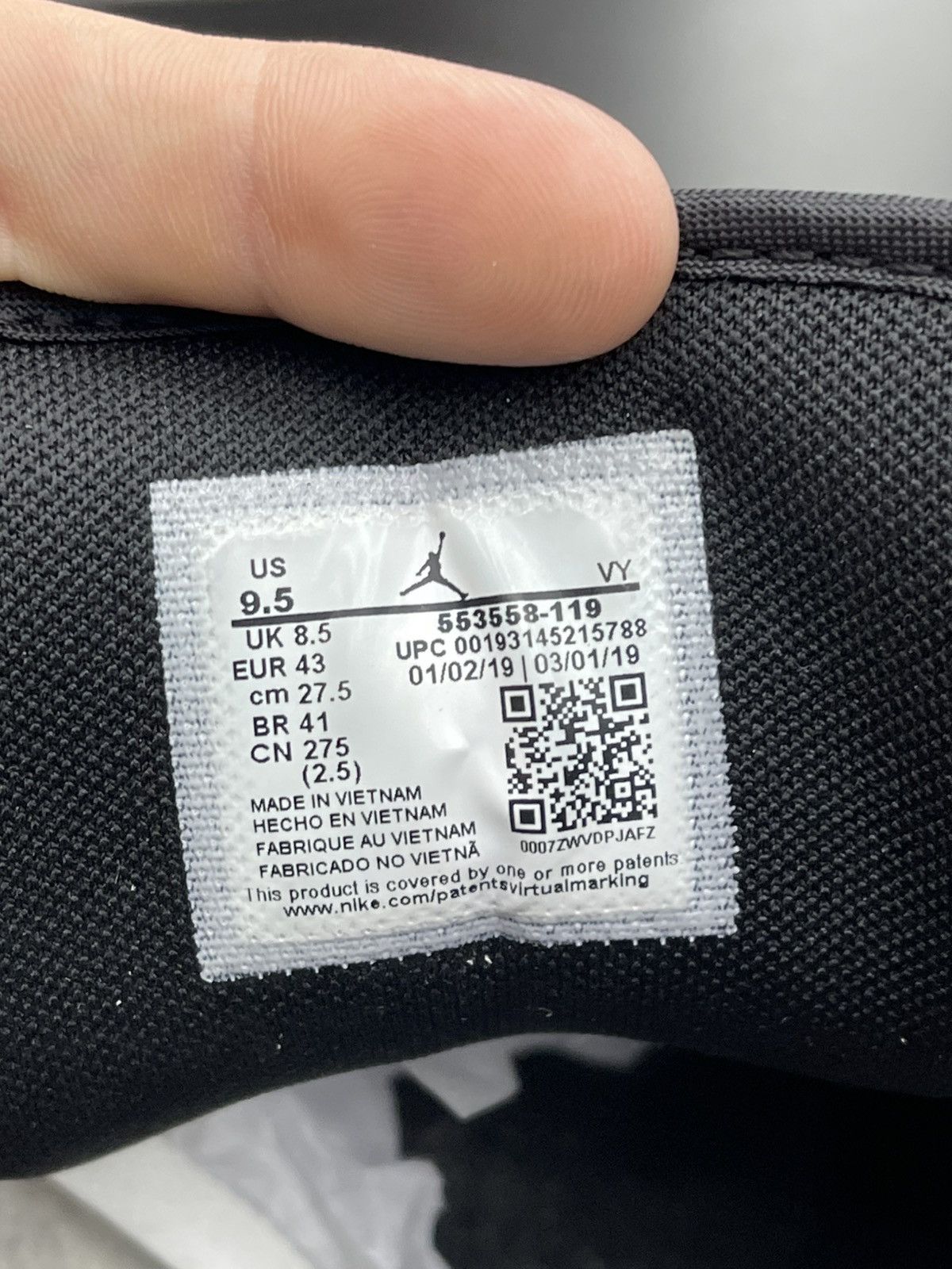 Jordan Brand Size 9.5 - Jordan 1 Low White Gum Hyper Pink RARE Size US 9.5 / EU 42-43 - 10 Thumbnail