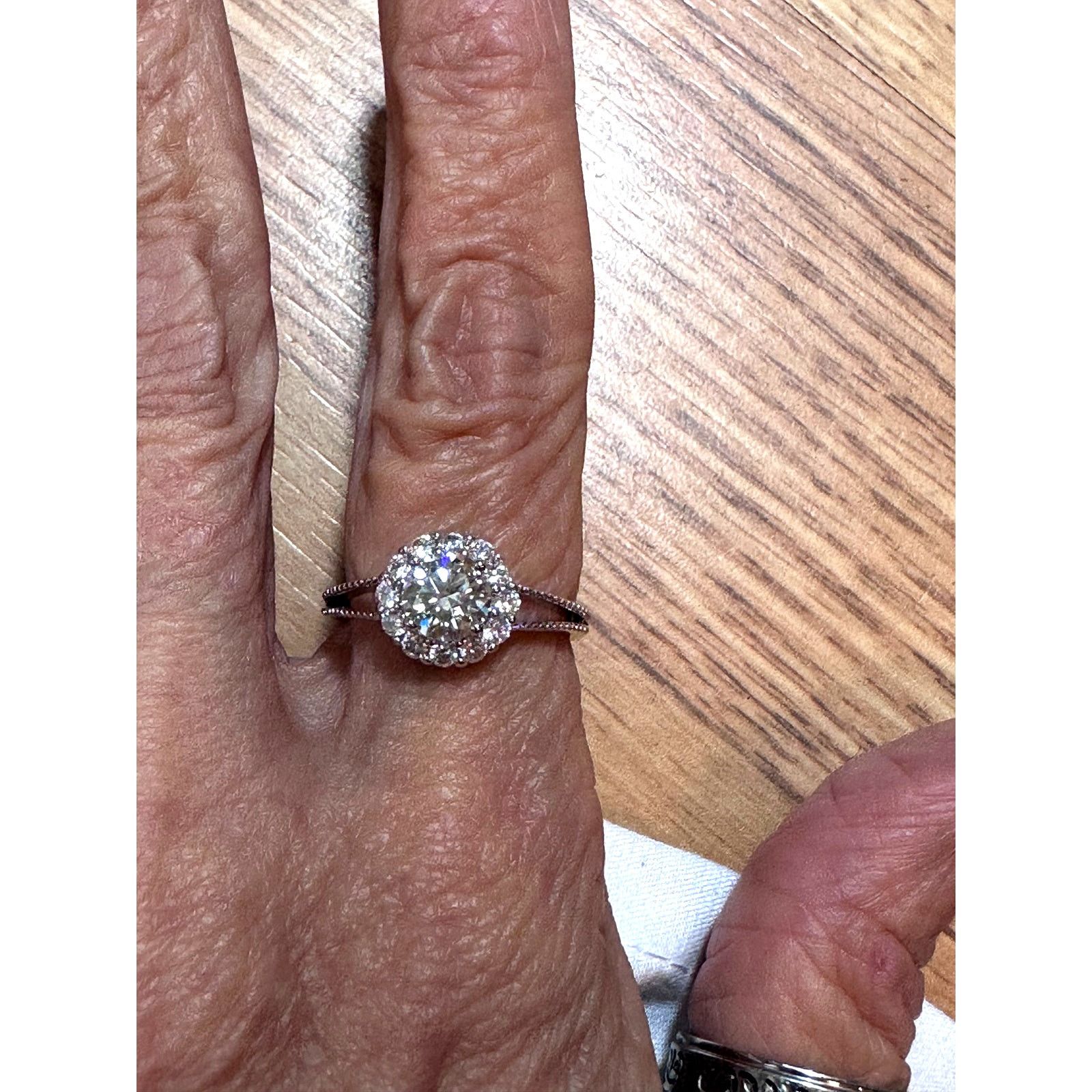 Other 1 ct Moissanite Round Cut Ring with Moissanite Accents 8 Size ONE SIZE - 14 Thumbnail