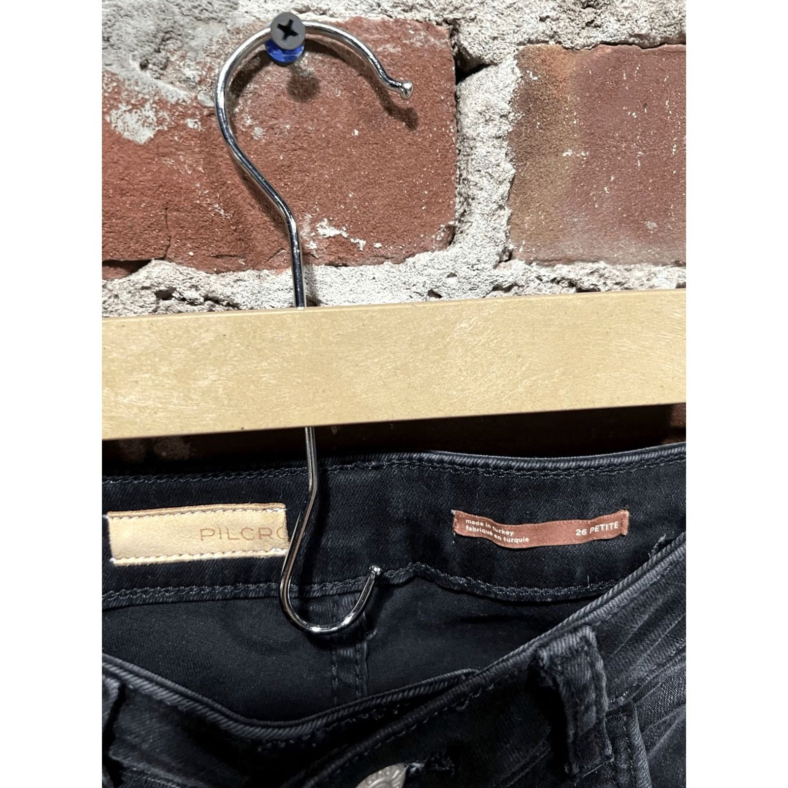 Anthropologie Anthropologie Pilcro Womens Black Straight Leg Denim Jeans Size 26 Petite Size 26" / US 2 / IT 38 - 3 Thumbnail