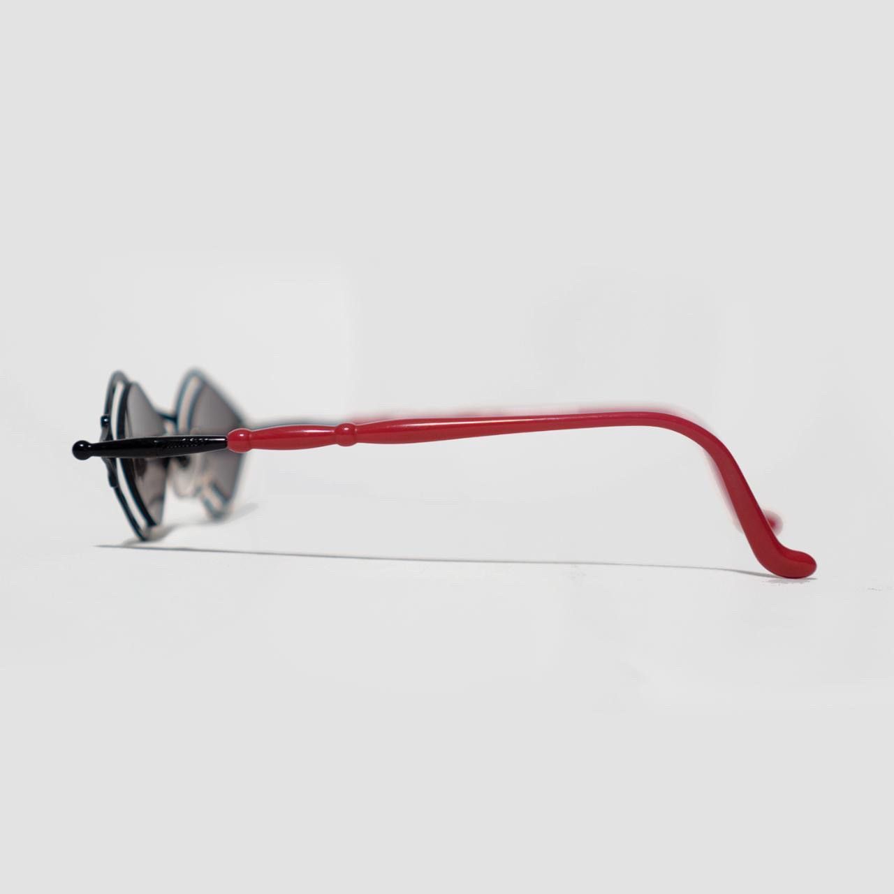 Jean Paul Gaultier 56-7203 Diamond Floating Lens Sunglasses (black/red) Size ONE SIZE - 3 Thumbnail