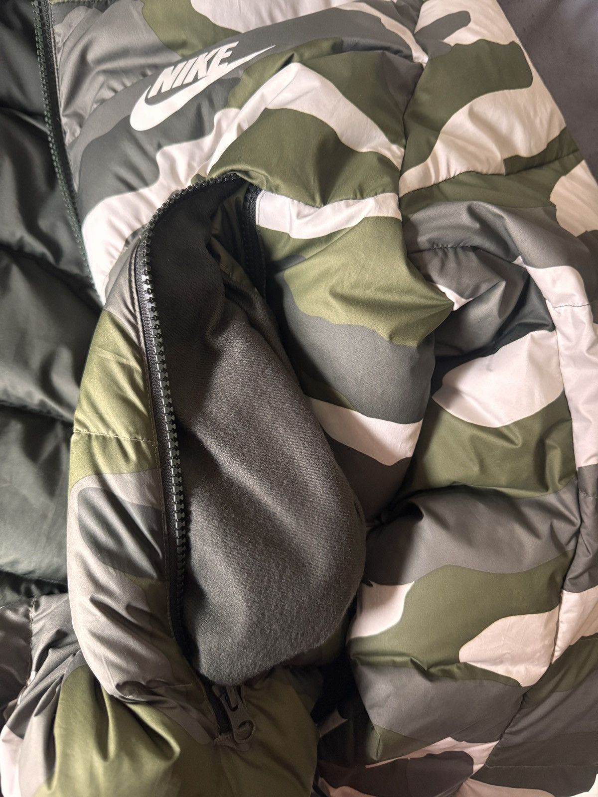 Nike Nike Sportswear Windrunner hooded Jacket Camouflage Green Size US L / EU 52-54 / 3 - 8 Thumbnail